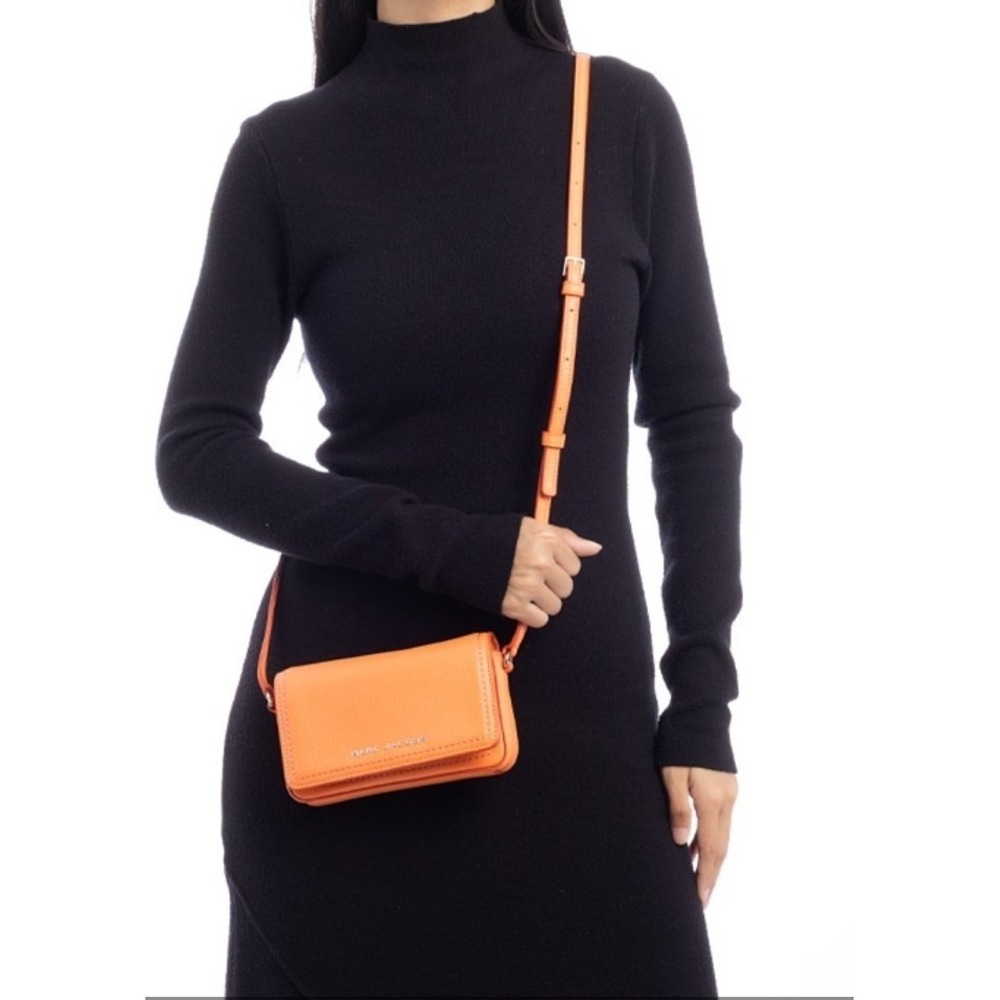 NWT Marc Jacobs Groove Leather  Mini Crossbody Bag Melon Orange Classic Coastal
